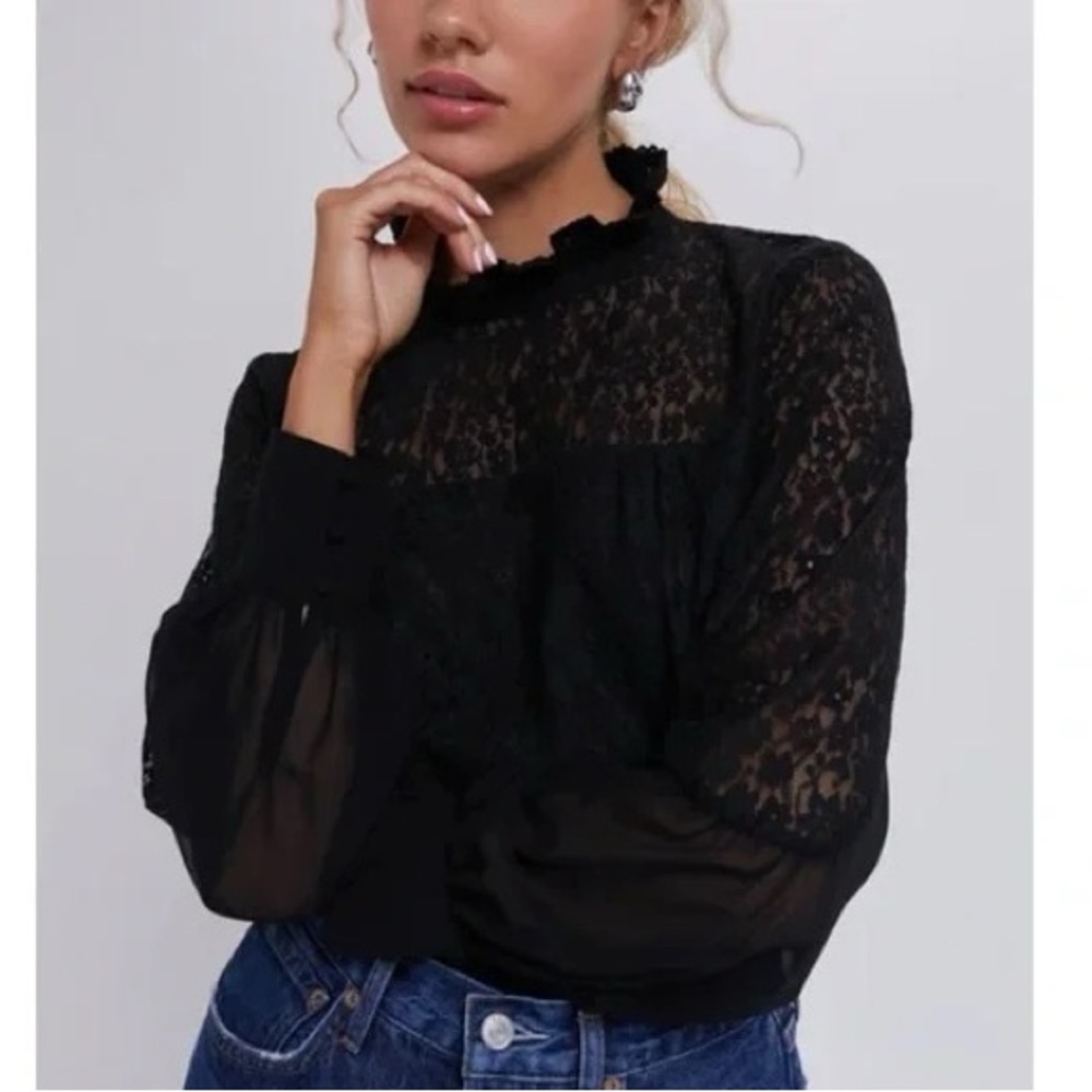 NEW Tuckernuck Rosalee Lace Blouse - Picture 2 of 15